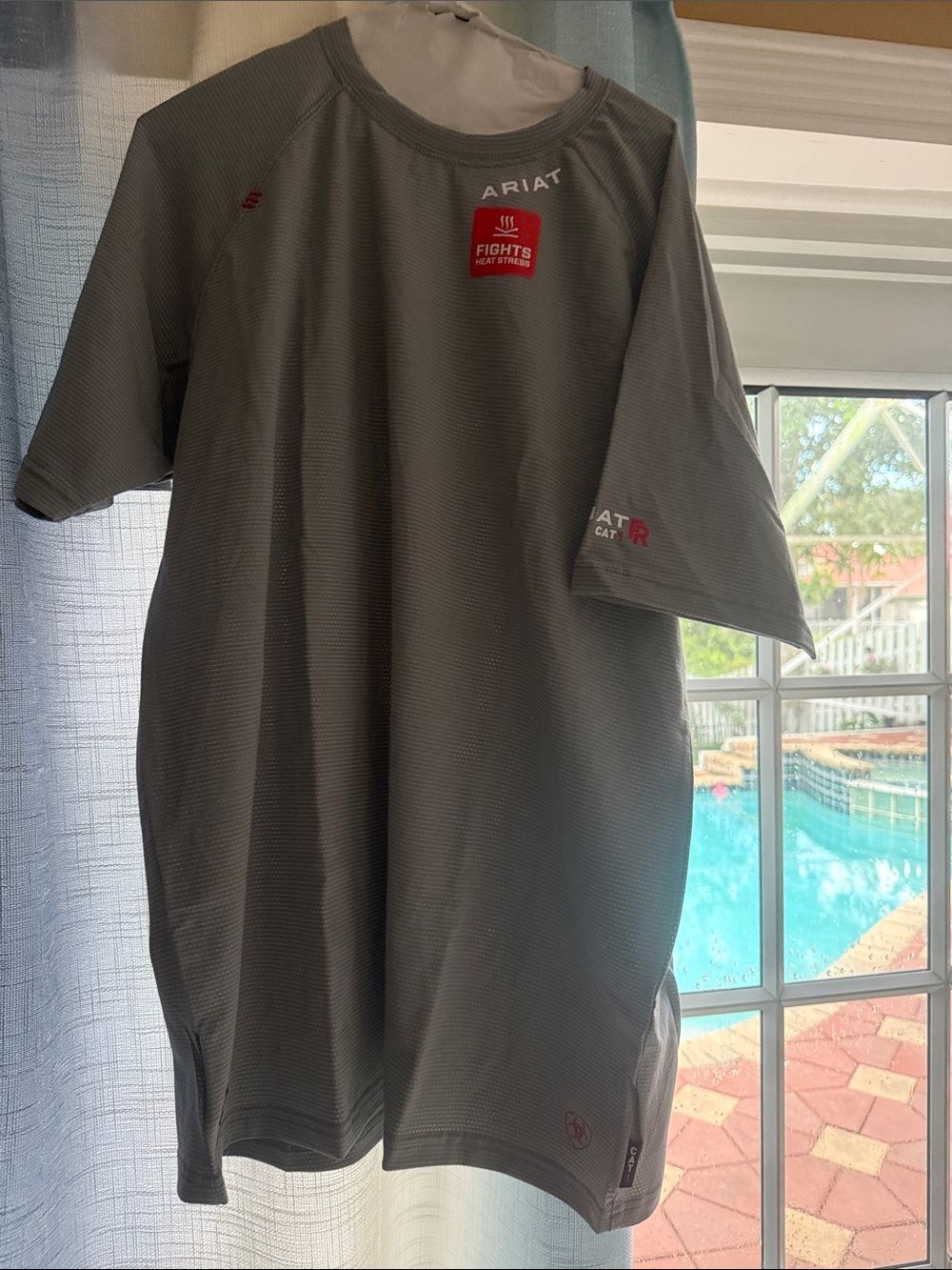 Ariat Men's Gray Short Sleeve Performance Tee with Red Logo Accents